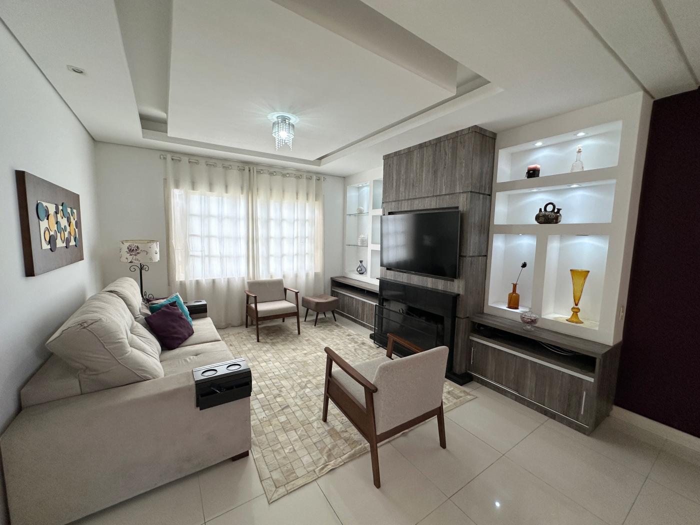 Casa, 3 quartos, 304 m² - Foto 2