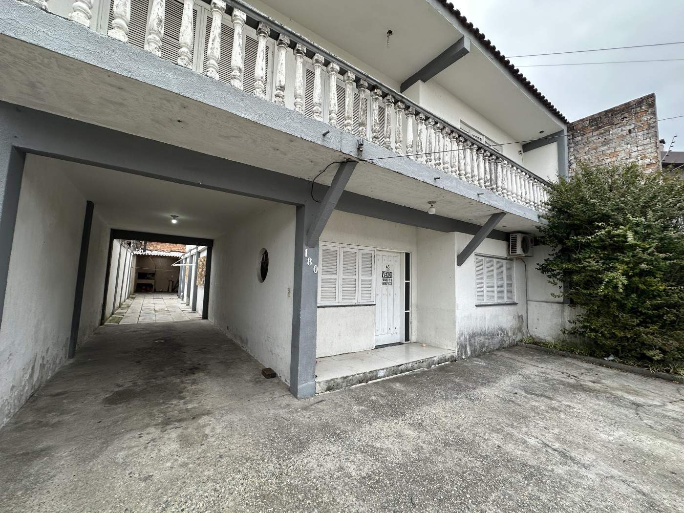 Casa, 6 quartos, 333 m² - Foto 1