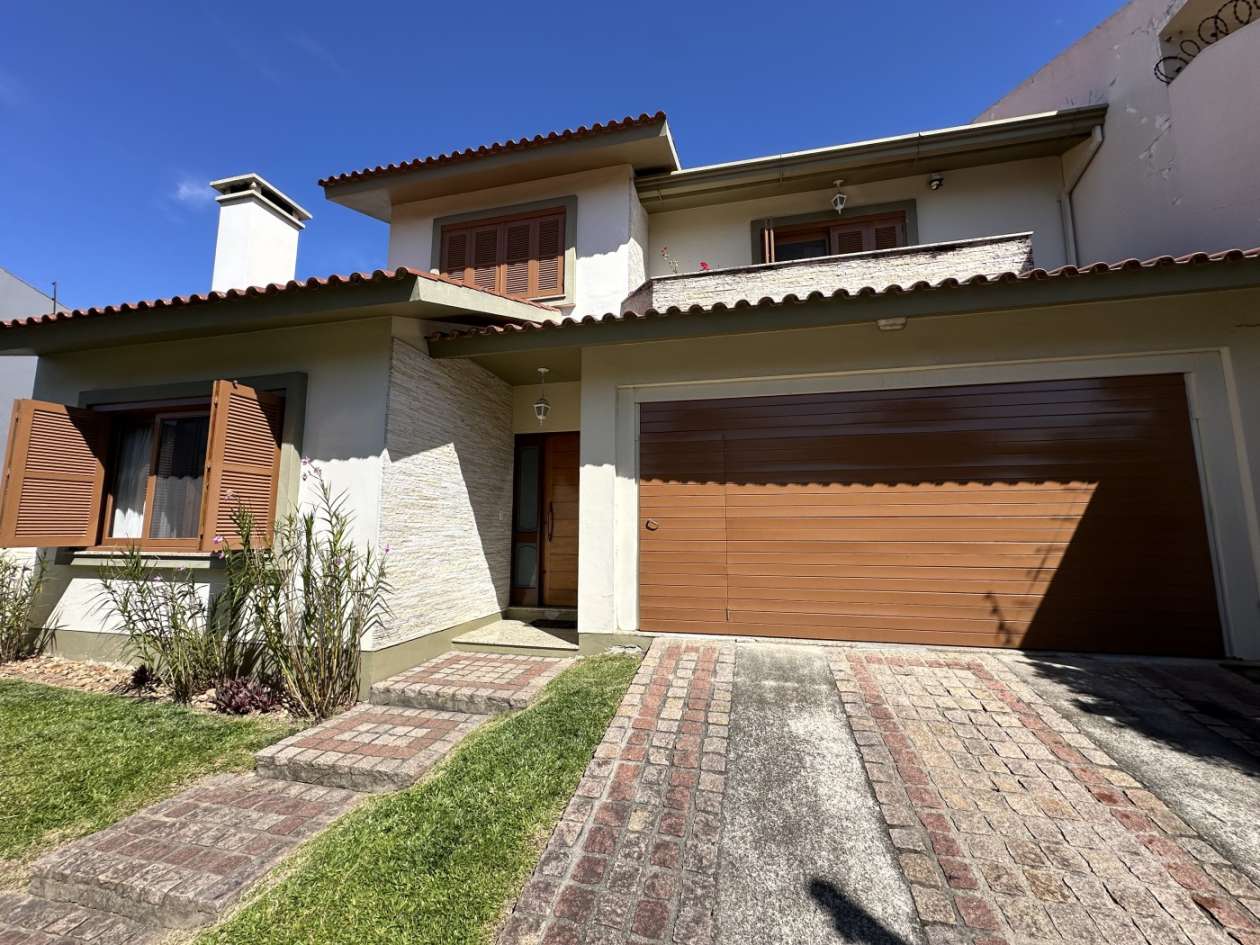 Casa, 3 quartos, 265 m² - Foto 1