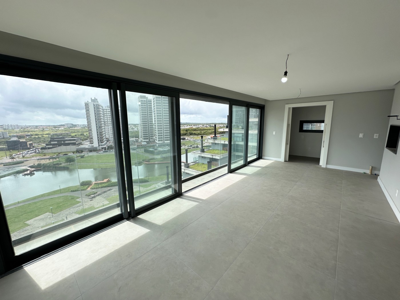 Apartamento, 3 quartos, 180 m² - Foto 2