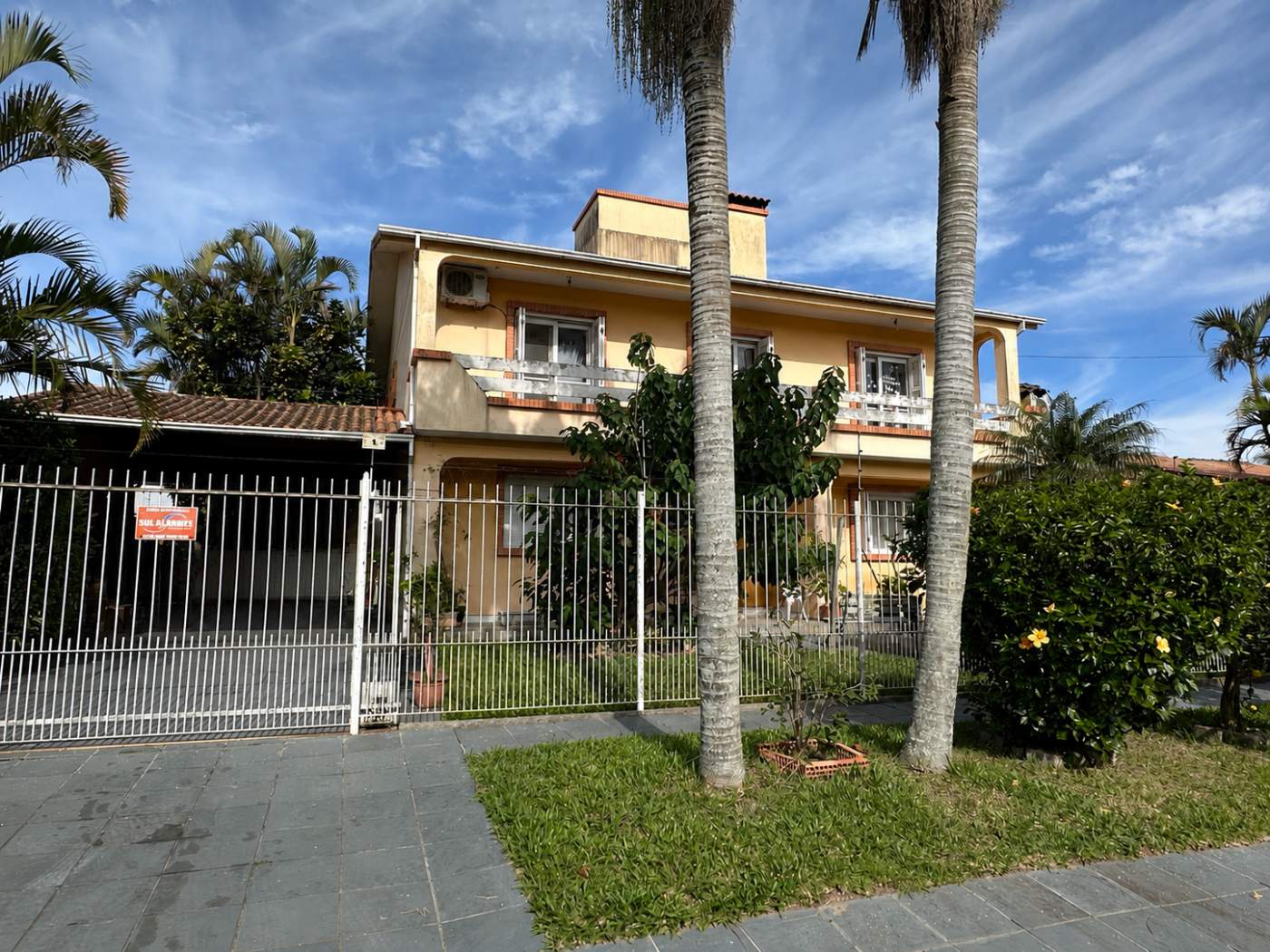 Casa, 4 quartos, 429 m² - Foto 1