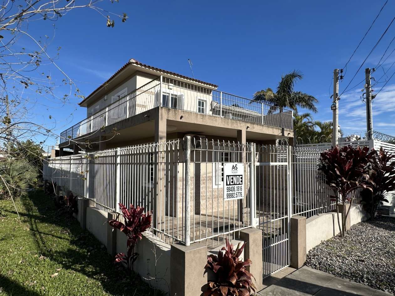 Casa, 3 quartos, 191 m² - Foto 2
