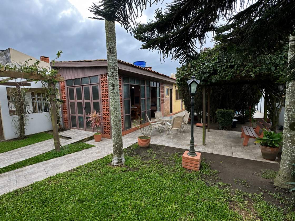 Casa, 2 quartos, 103 m² - Foto 1